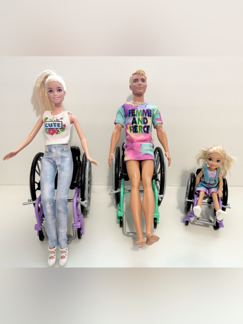 Barbie, Ken and Chelsea in wheelchairs - Assorted Barbie bundle.
